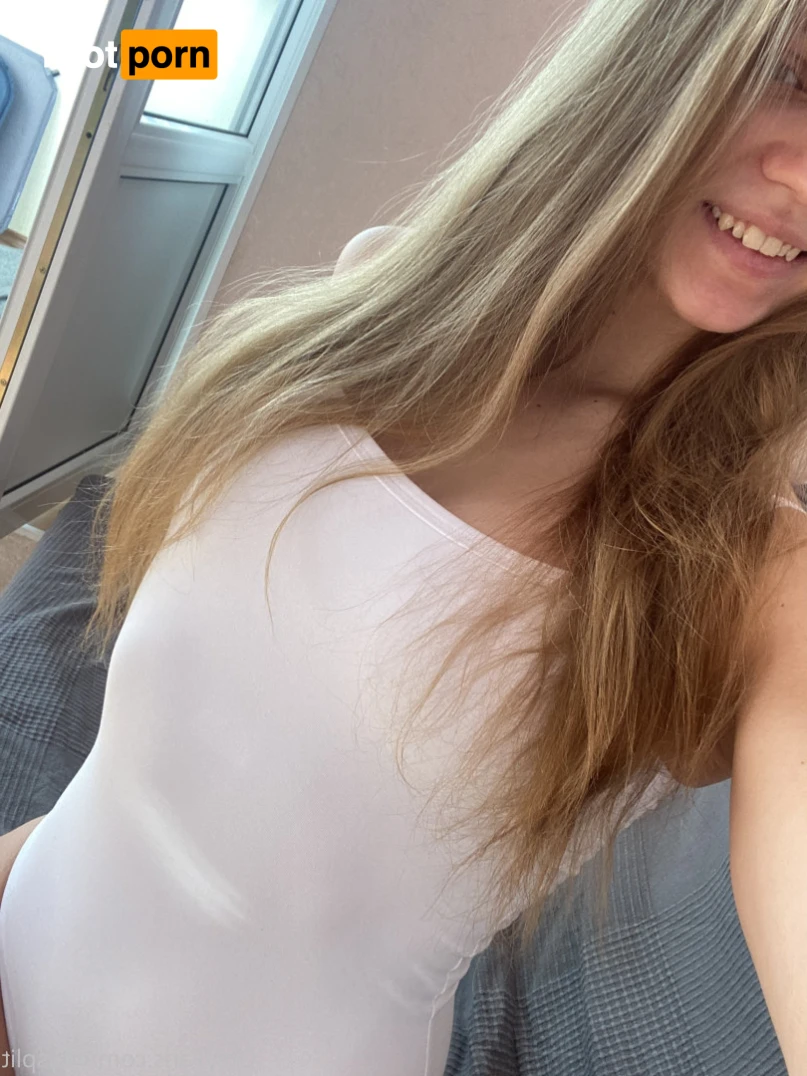 MiaSplit🤍 12700589