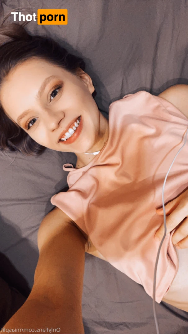 MiaSplit🤍 12701071