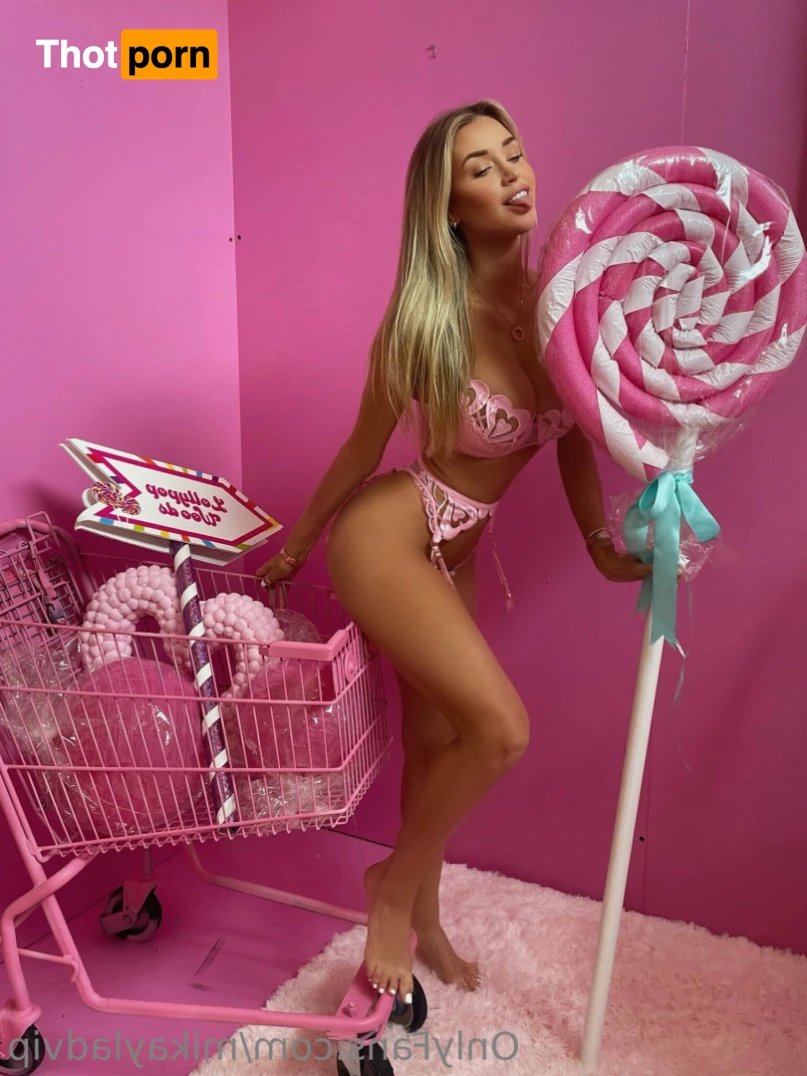 Mikayla Demaiter 12455595