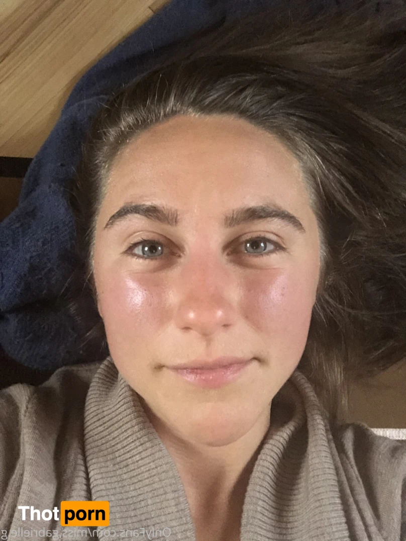 Miss. Gabrielle 12204472