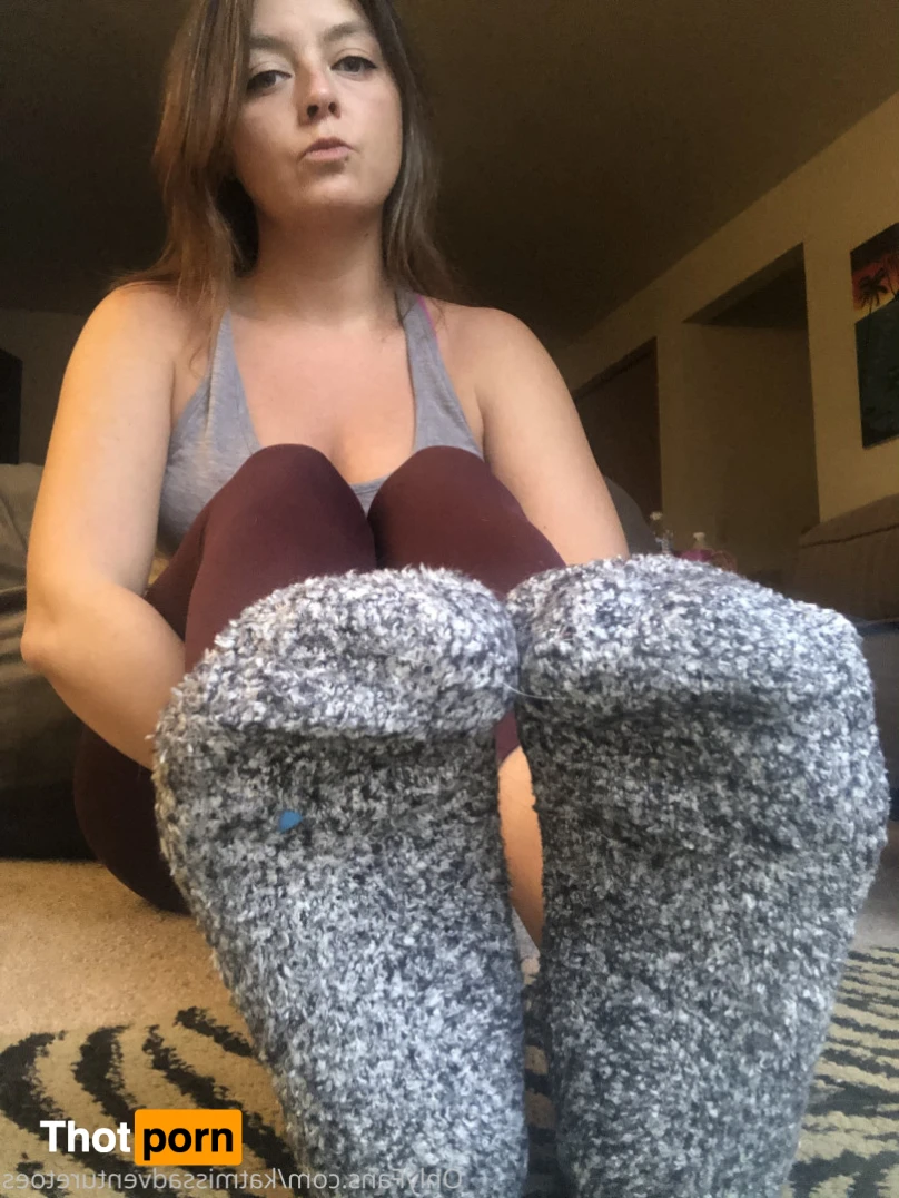 AdventuretoesKat 12147022