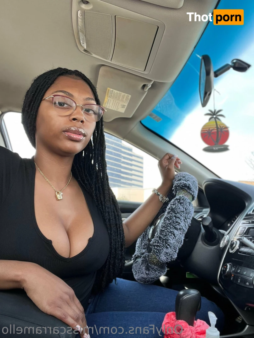 Miss Carramello 11981322