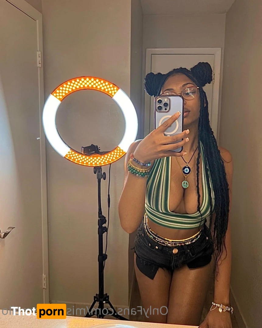 Miss Carramello 11981530