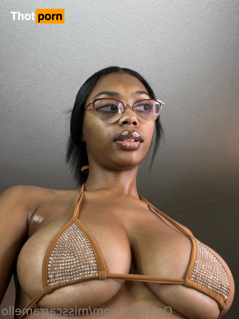 Miss Carramello 11982089