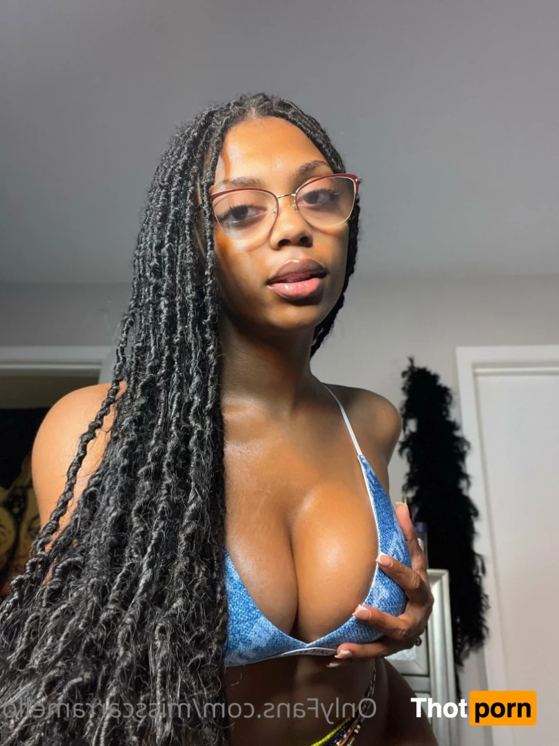 Miss Carramello 11982283