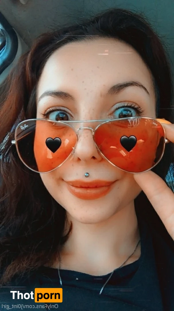 Miss ChillaBit 11978636