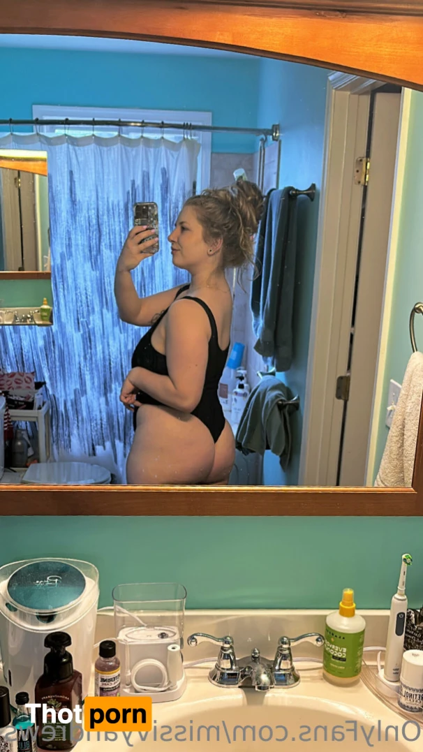 Ivy Andrews 11918489