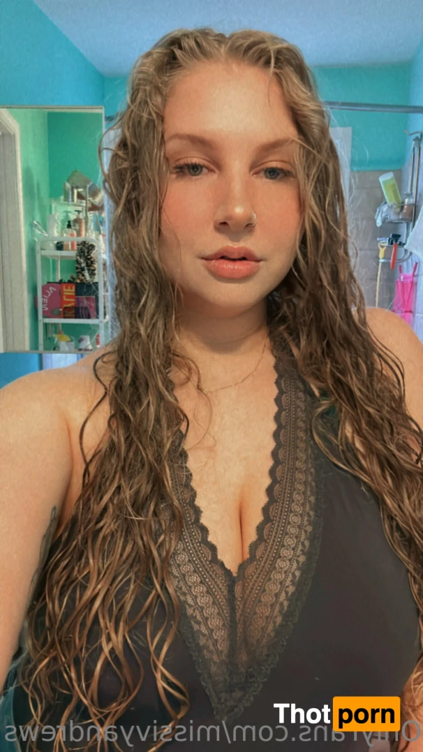 Ivy Andrews 11918648