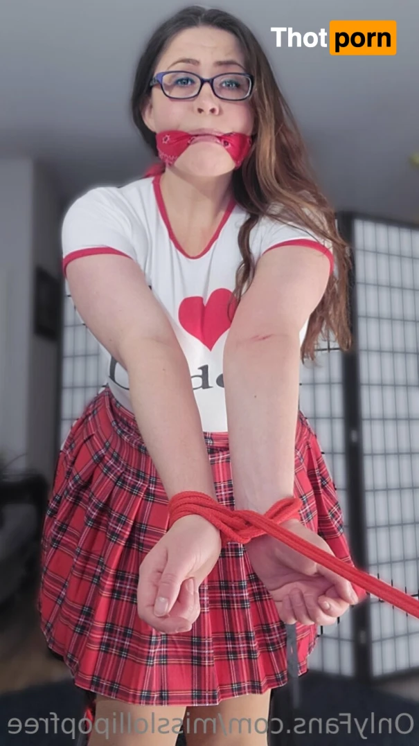 Lacey Royce's Free Page! 11863603