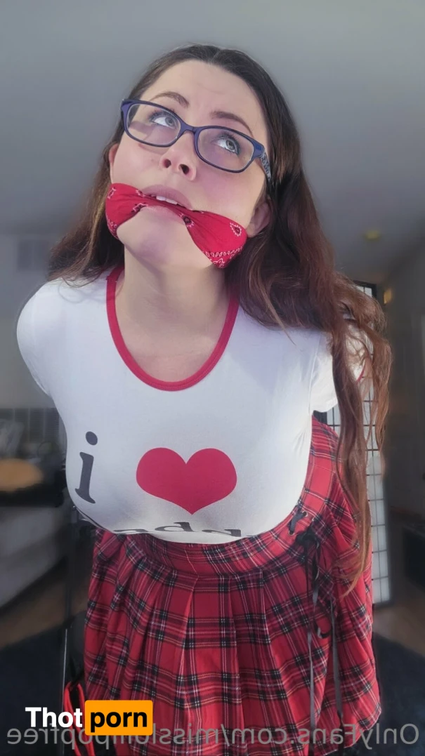 Lacey Royce's Free Page! 11863727