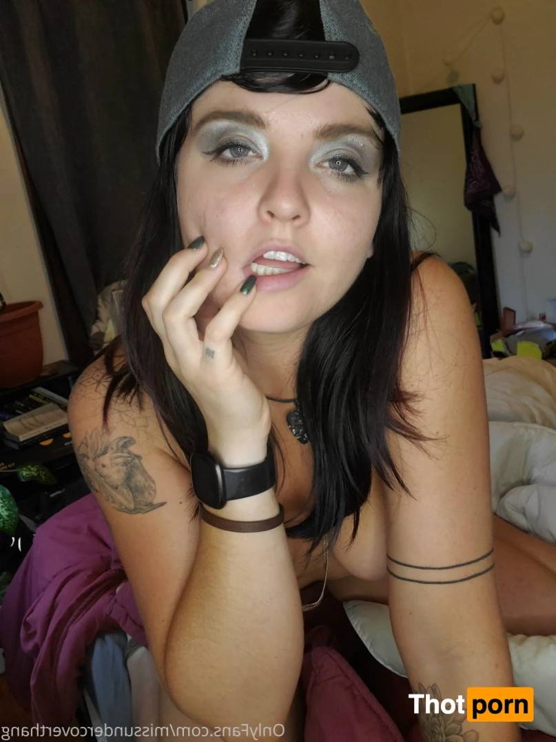 Missundercoverthang 11595605