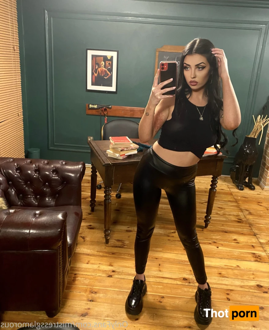 mistressglamorous 11554407