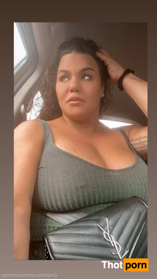 Nicky Monet 16490243