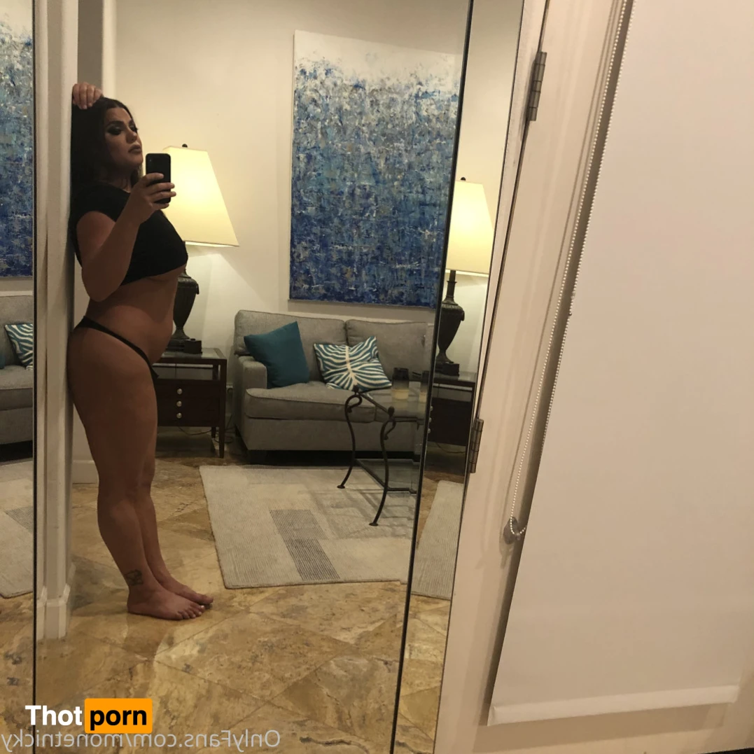 Nicky Monet 16490300