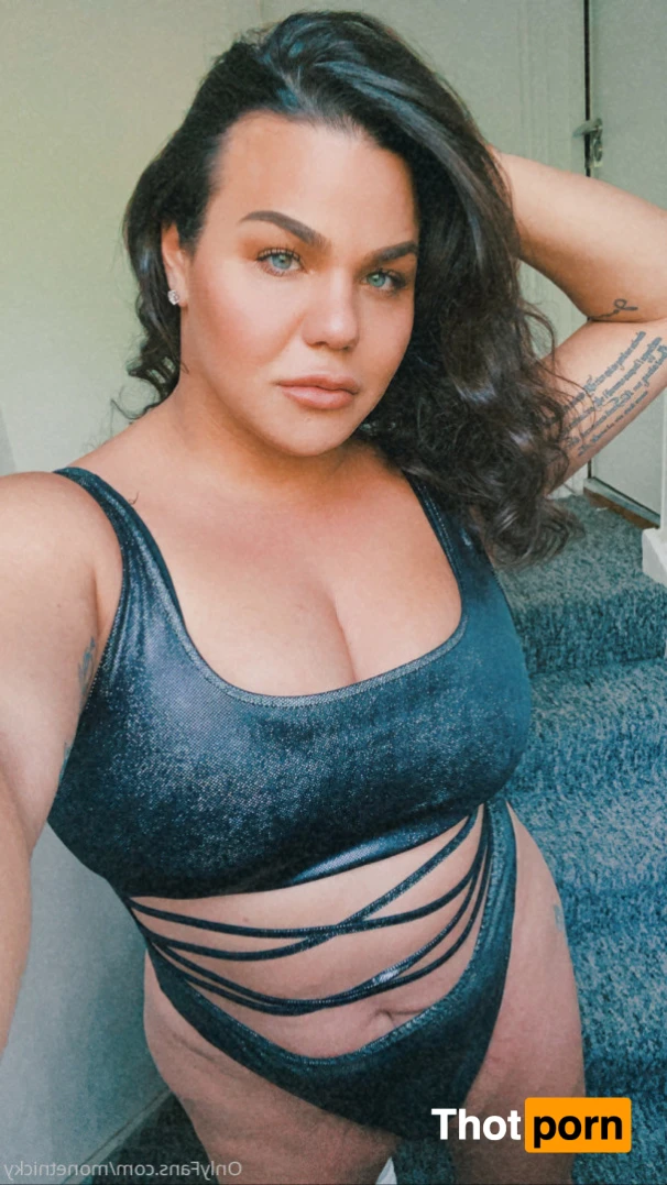 Nicky Monet 16490310