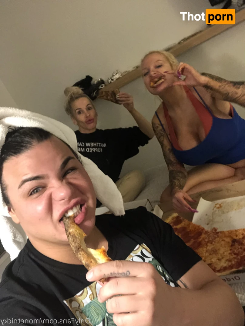 Nicky Monet 16490567