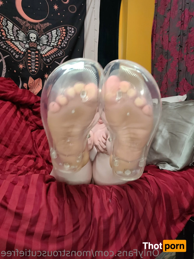 MonstrousCutie's Freebies 16481977