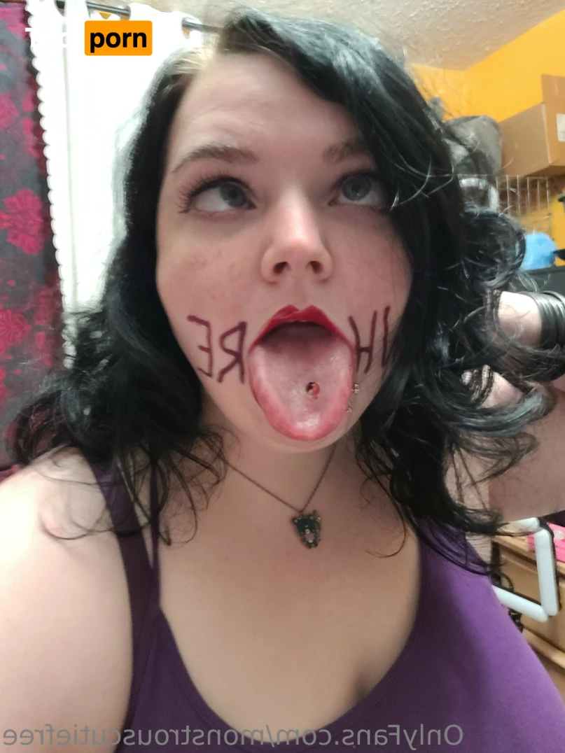 MonstrousCutie's Freebies 16482260