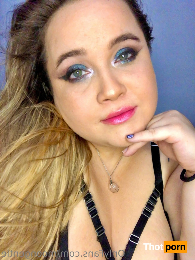 Moon 🌙 Gentle Femdom Mistress 🔐✨ 16478395