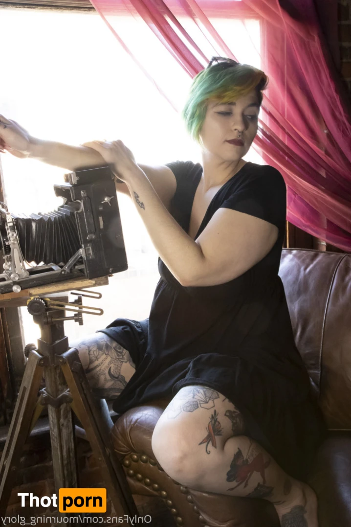 mourning_glory 16460350