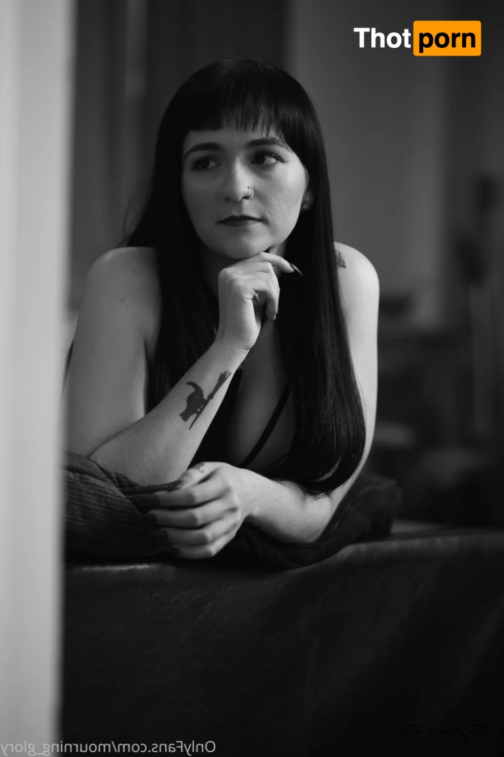 mourning_glory 16460367