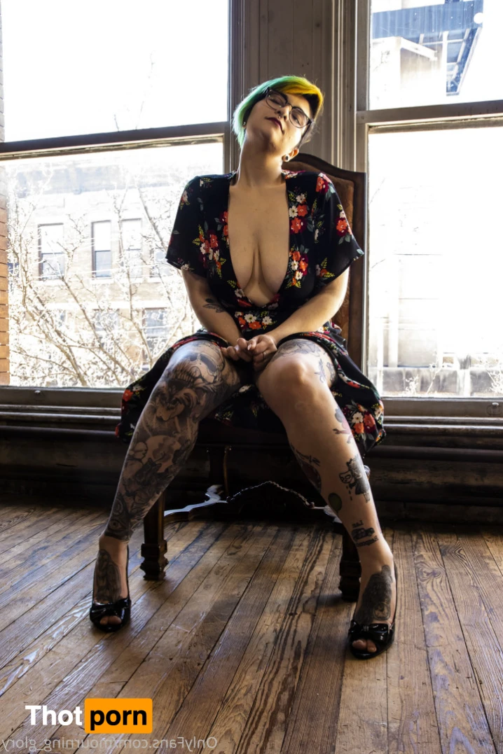 mourning_glory 16460390