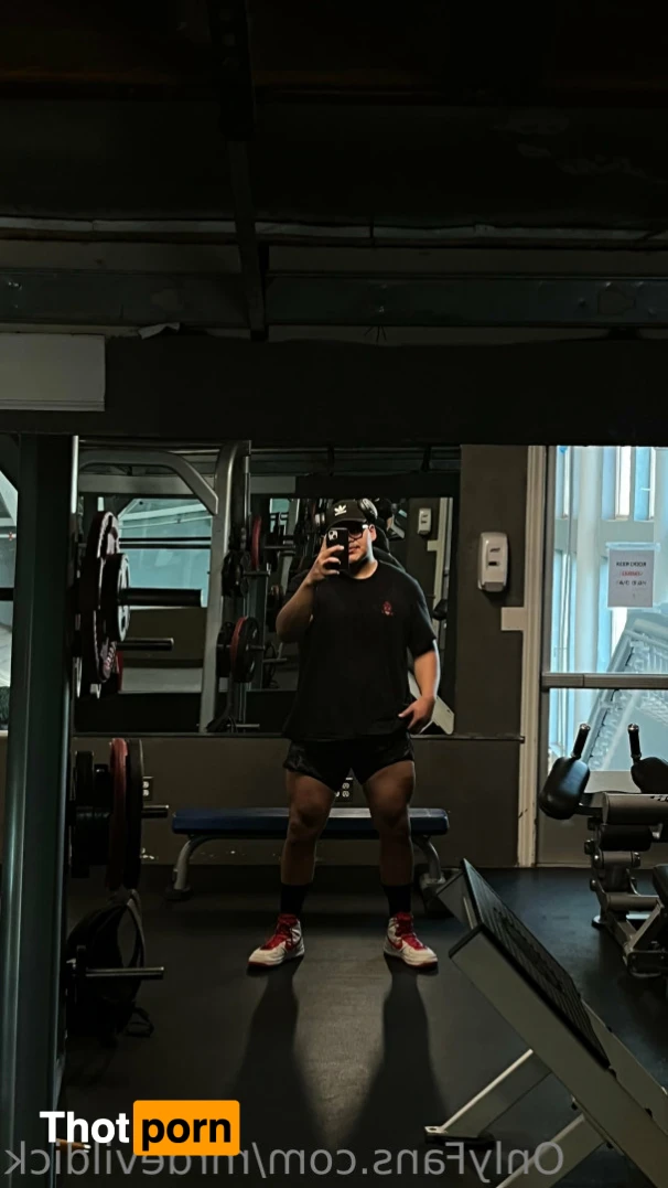 Devildick😈 16417041