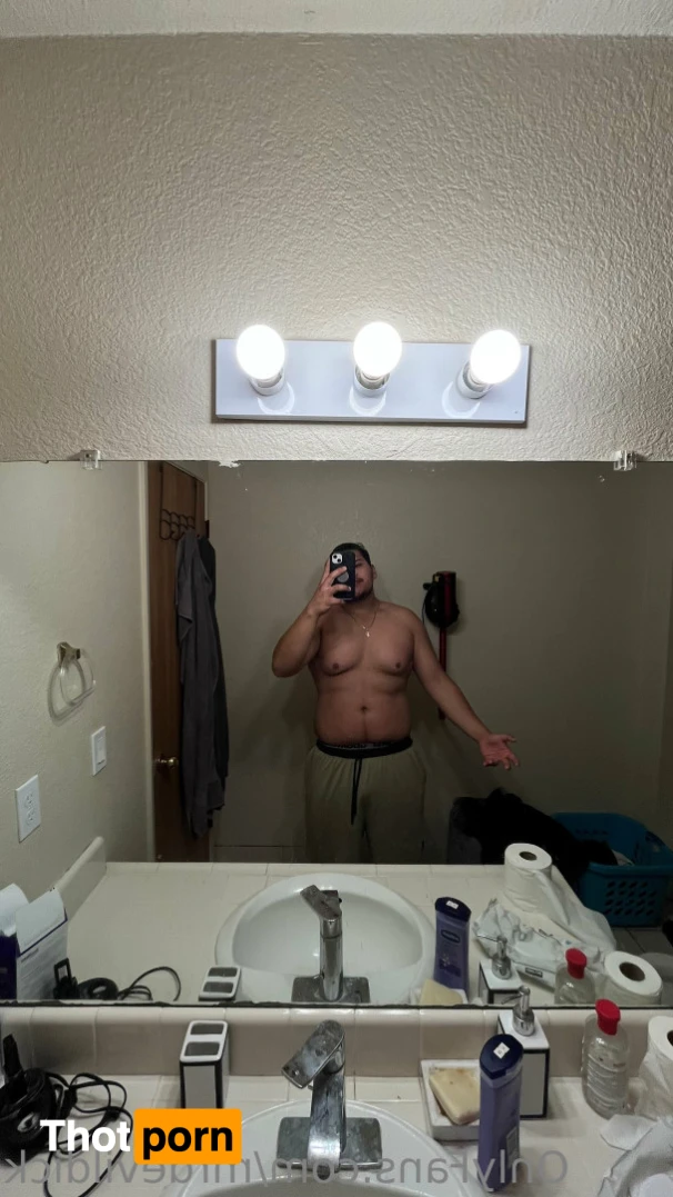 Devildick😈 16417081