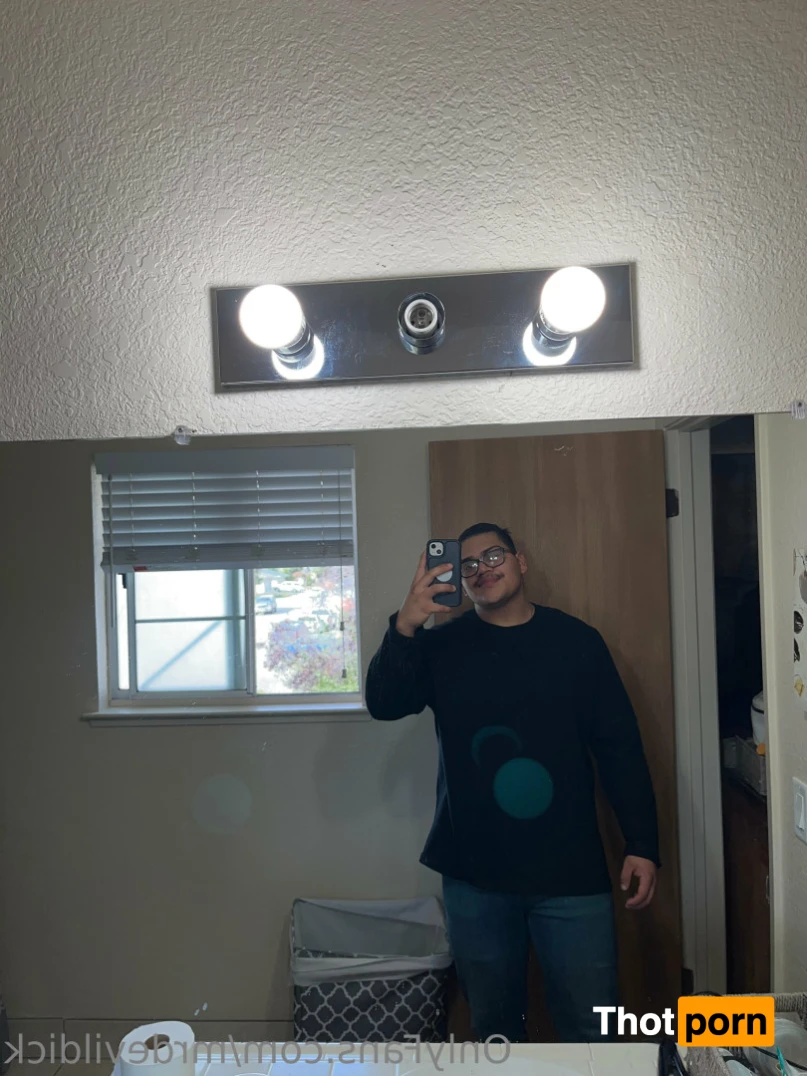 Devildick😈 16417105