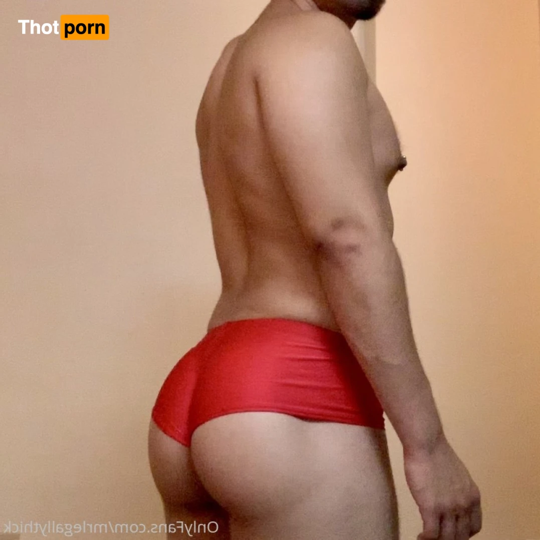 MrLegallyThick 16414542