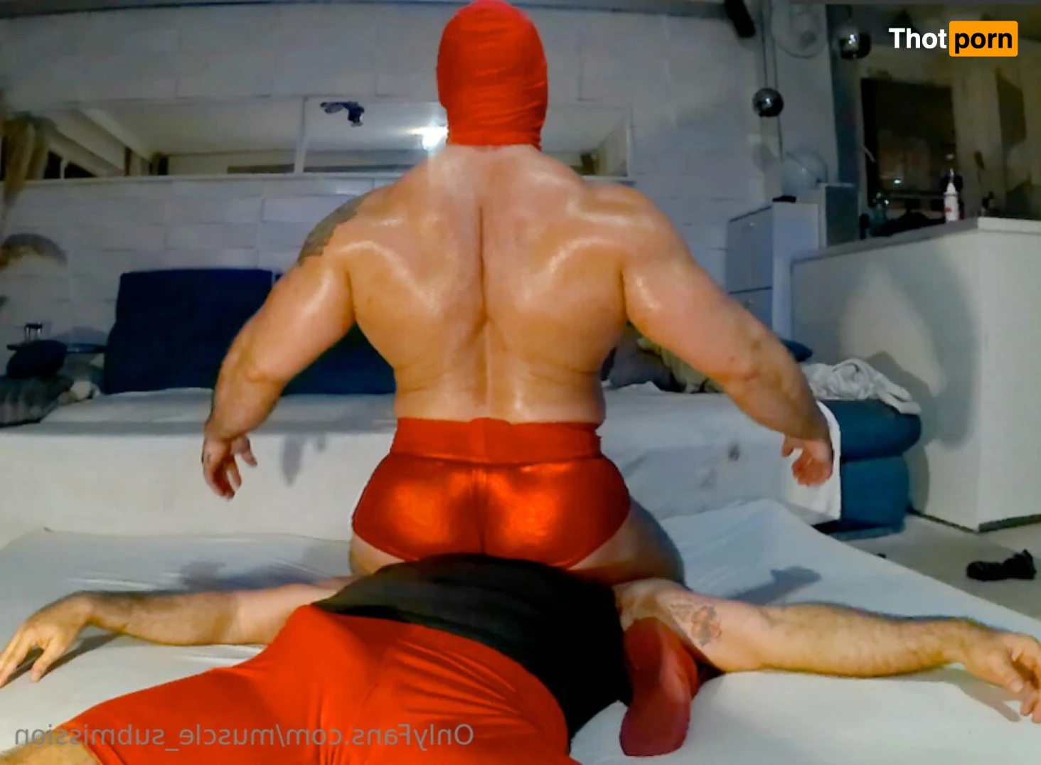 Muscle_Submission 16353906