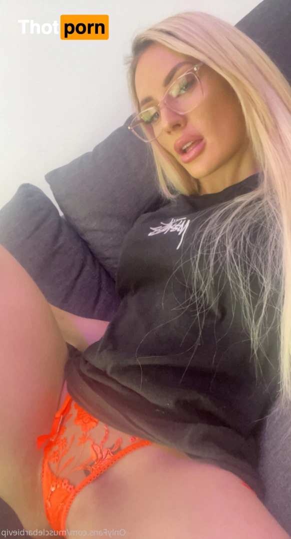 Your favourite AUSSIE muscle babe 💦 16351697