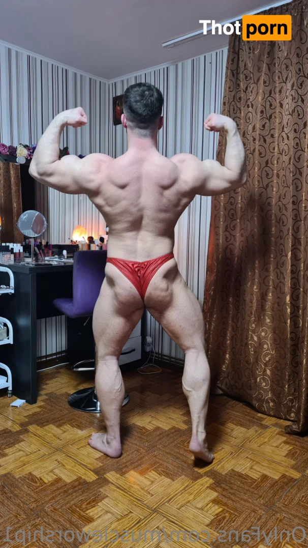 Muscle worship 16346258