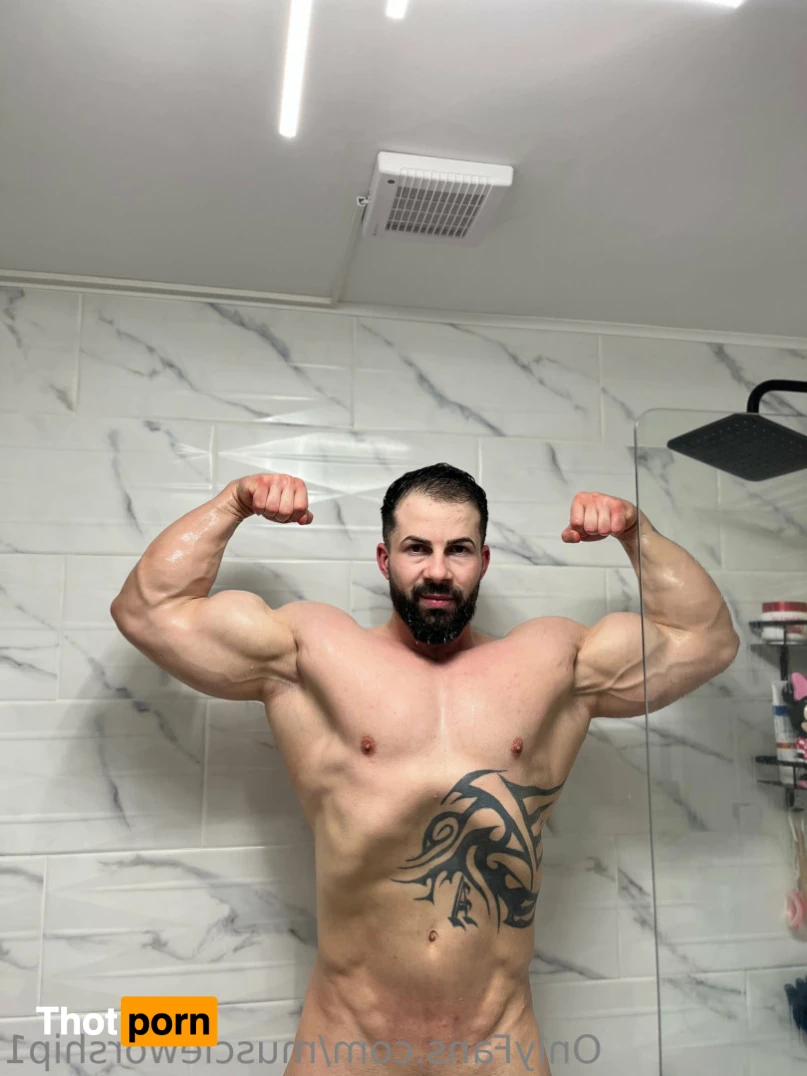 Muscle worship 16346494