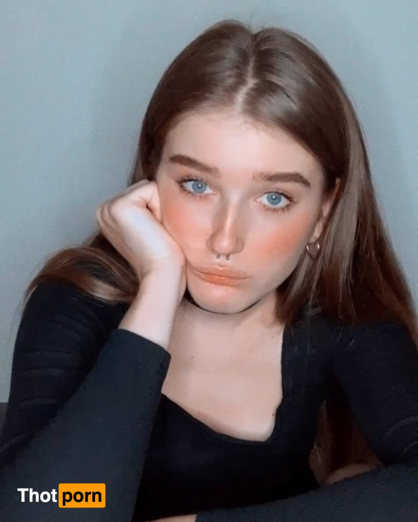 Courtney Frost 16345259