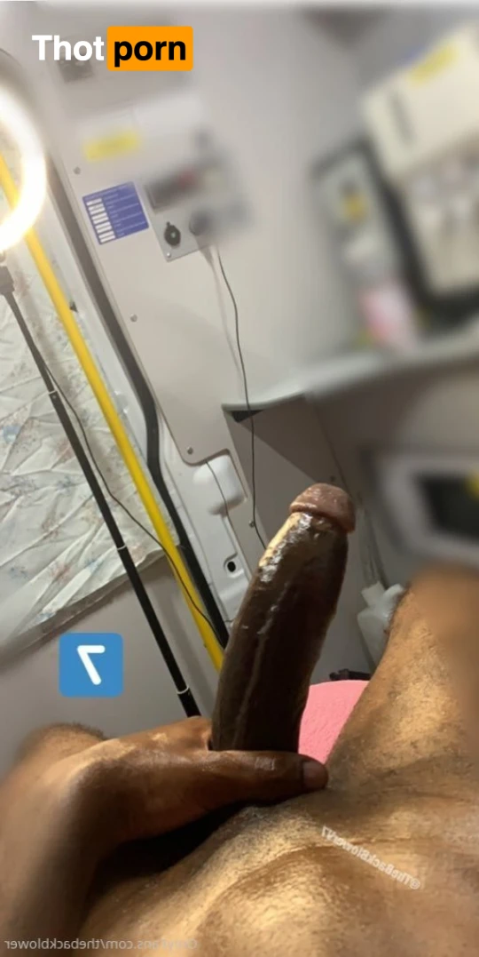 Myke Hunt (TheBackBlower) 16301471