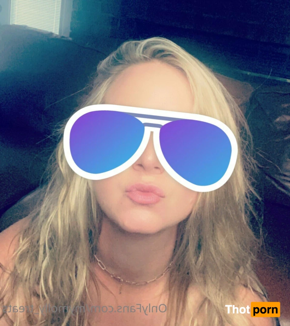 Molly_Treats Free 16285114