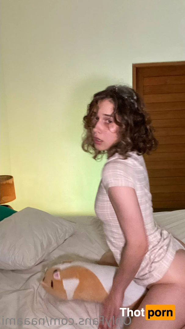 Naami 💙💛 16247996