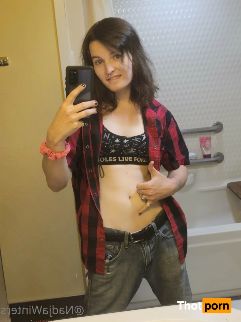 Nadja Winters 16245663