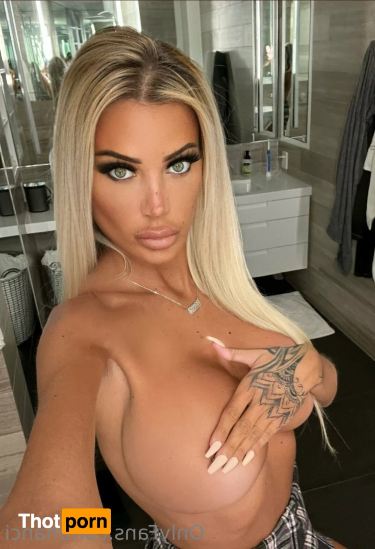 Keepingupwiththecanadian 16149404