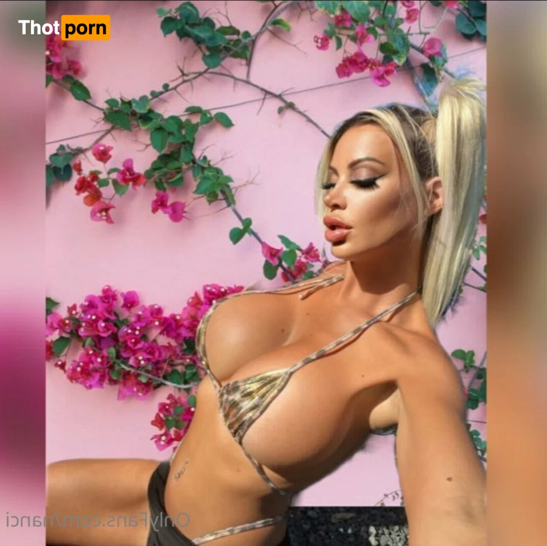 Keepingupwiththecanadian 16149499