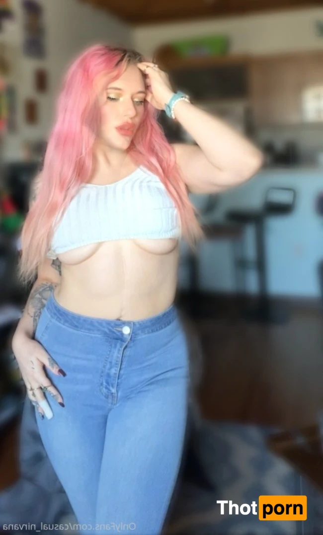 Nivy 🧝‍♀️ 16121176