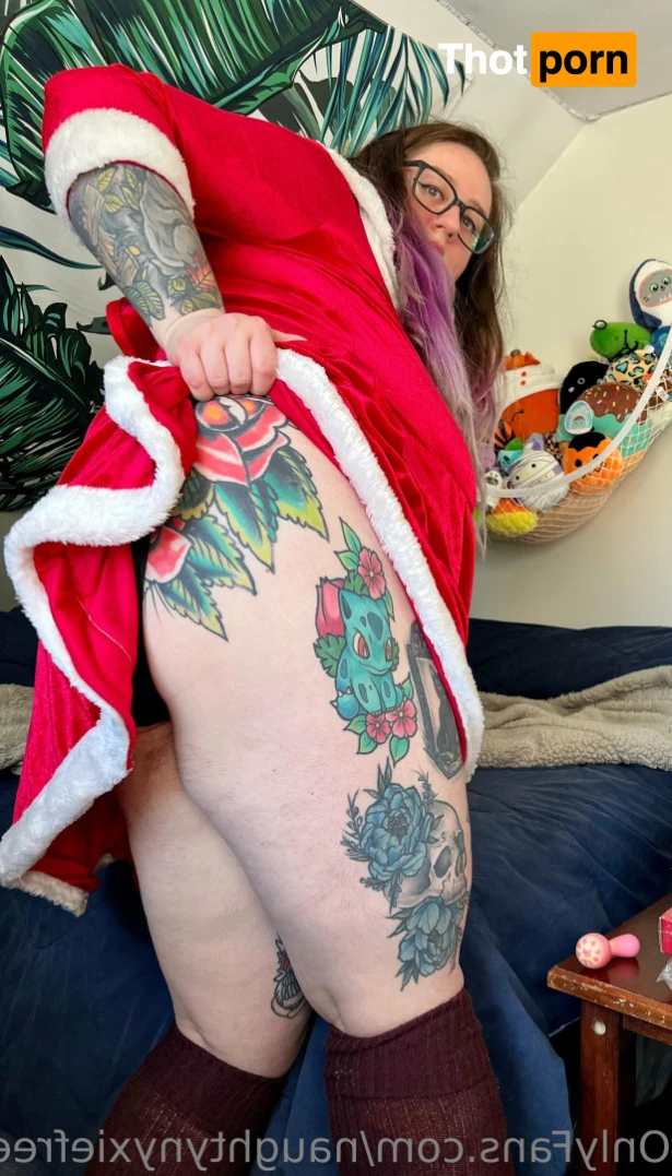 Nyxie💀🖤 16004869