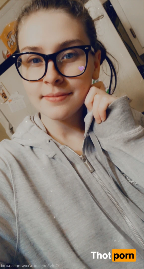 Mommy milkers 🥛💦💦 15951818