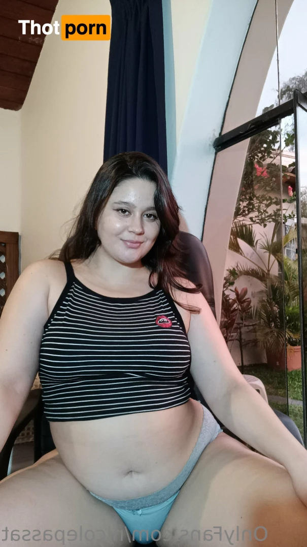 Nicole Passat 15880139