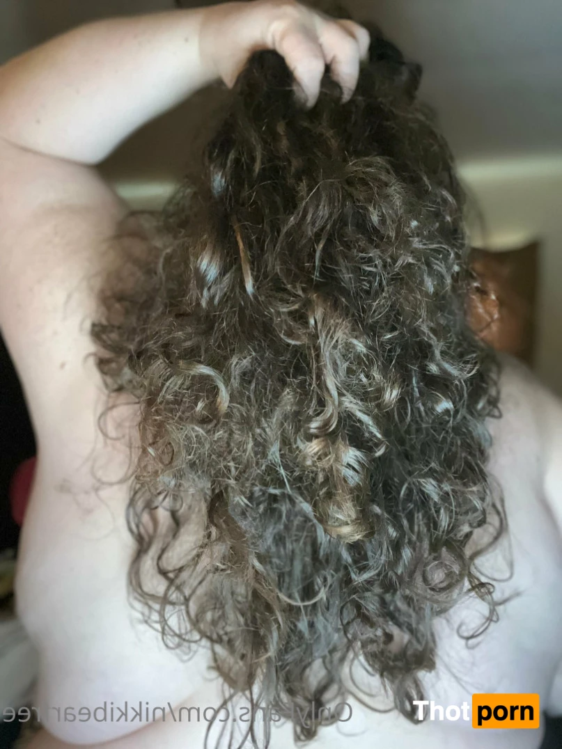 nikkibearfree 15810621