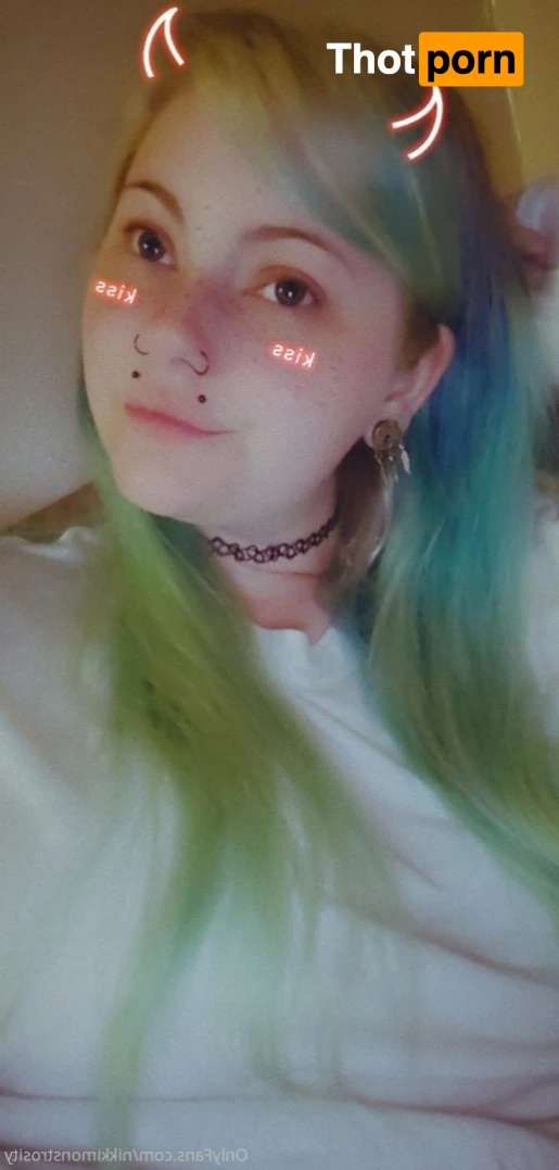 💕NikkiMonstrosity💕 15804627