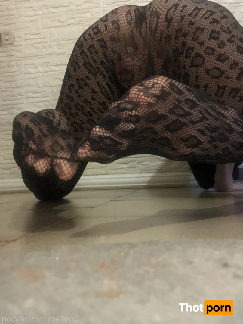 Nicole Borromeo 15797188