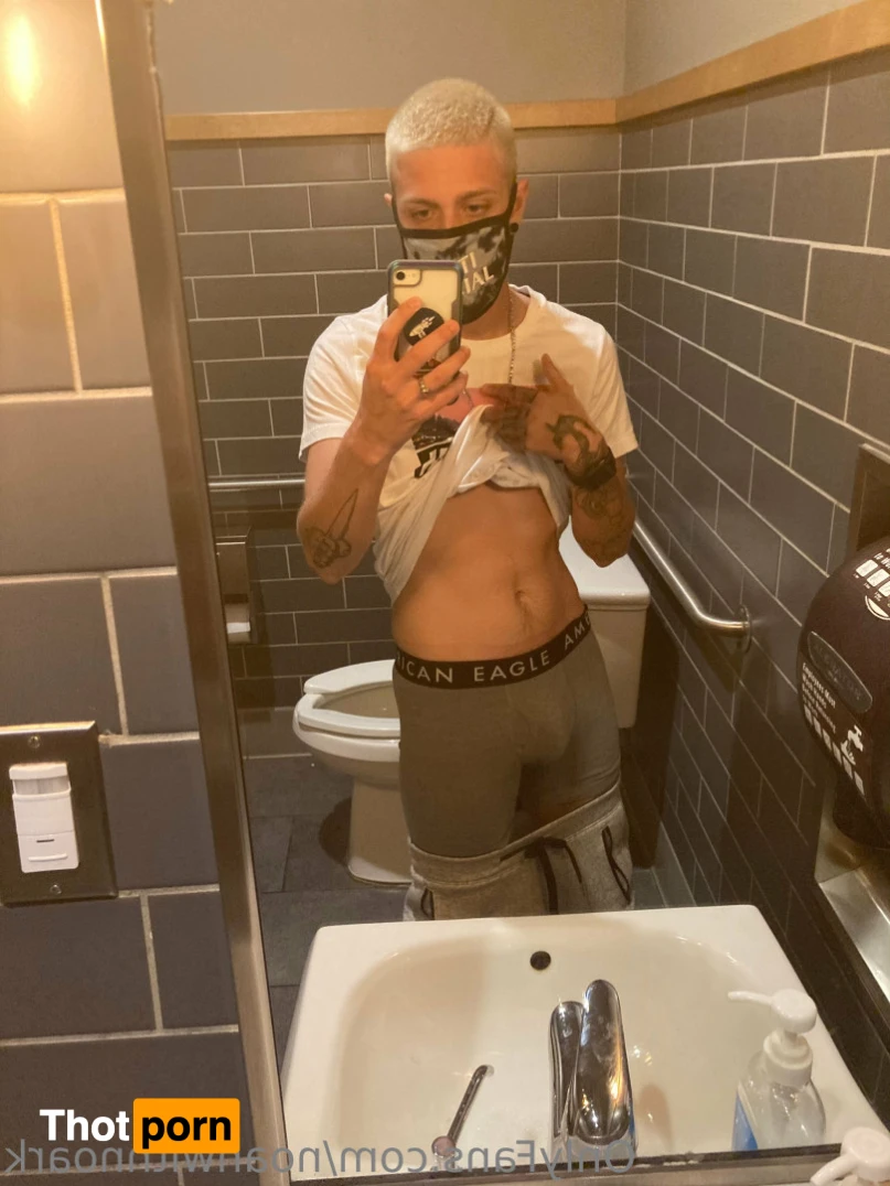 NoahWithNoArk 15756473