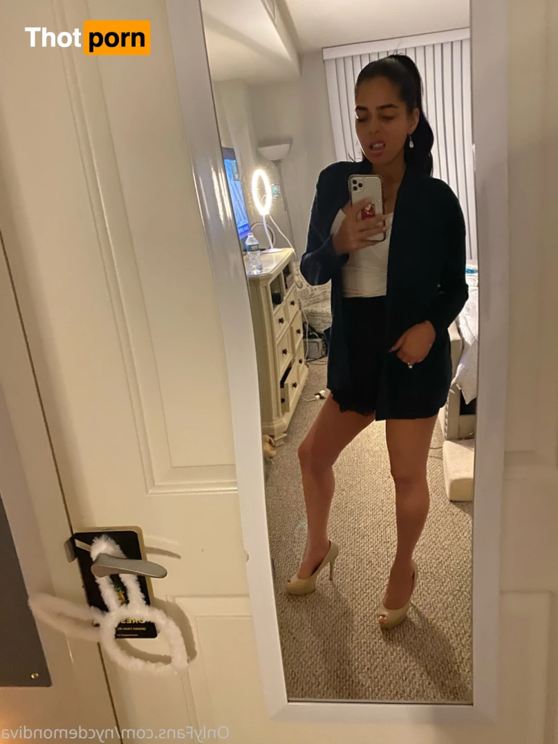 Diva Incarnate 15703034